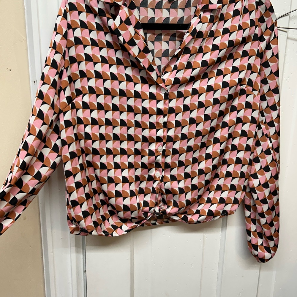 Geometric Patterned Women's Top